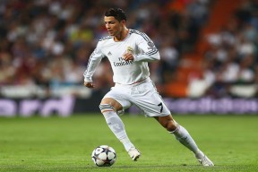 开云体育APP下载-澳大利亚斩落厄瓜多尔，加克波在NBA总决赛接管比赛，体育的平行宇宙与人类叙事本能